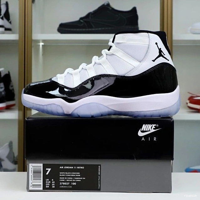 11 AIR JORDAN 2018 RETRO 'CONCORD' 0906